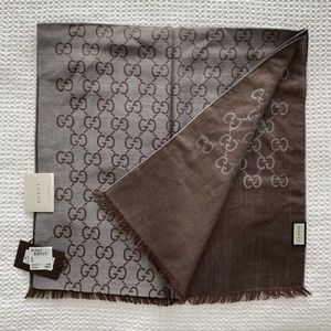 Gucci scarf